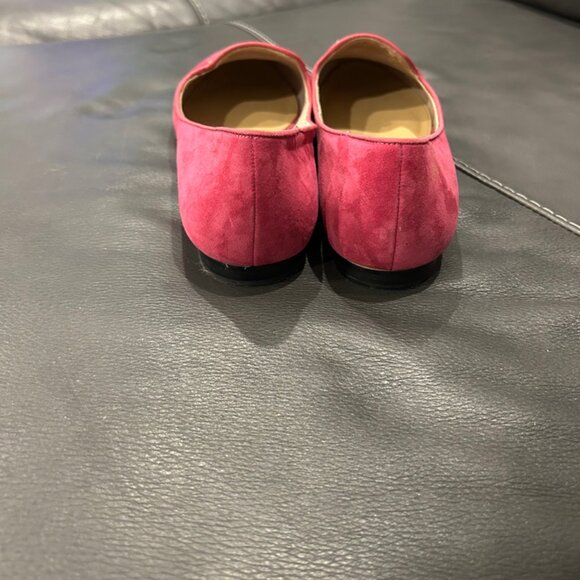 Talbots Raspberry Suede Ryan Novelty Gold Heart Comfort Flats (US 9.5M) - Picture 5 of 9